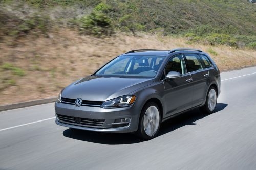 В Украине аннулируют регистрацию 2800 Volkswagen Golf Sportwagen