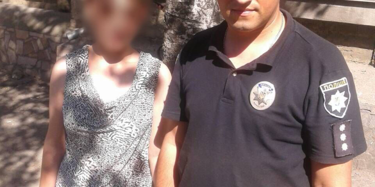 Пропавшую в Херсоне школьницу полицейские, благодаря случаю, нашли в Николаеве