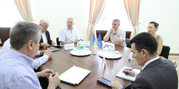 Сенкевич рассчитывает, что англо-немецкая компания разместит в Николаеве производственные мощности для сборки электротранспорта