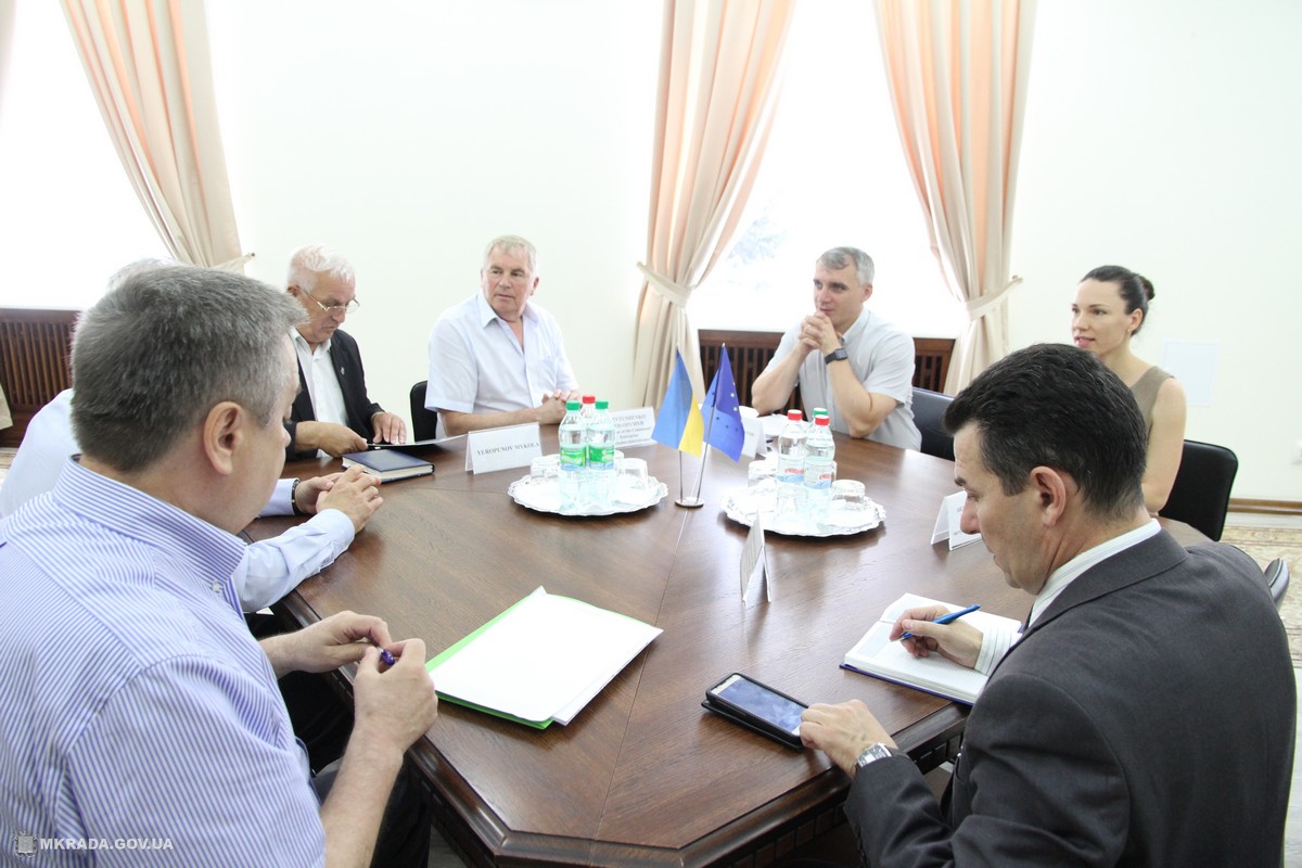 Сенкевич рассчитывает, что англо-немецкая компания разместит в Николаеве производственные мощности для сборки электротранспорта