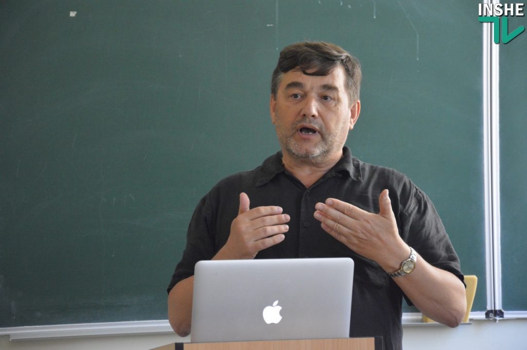 Преподаватель Колумбийского университета прочел в Николаеве открытую лекцию о языковой войне РФ 1