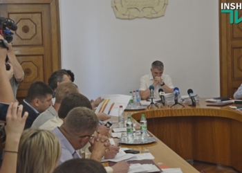 Исполком согласовал финансовую помощь областной школе по гребле на байдарках и каноэ