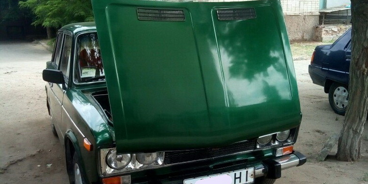 «Бережно открутили всё» – ночью в Корабельном районе автоворы «вскрыли» несколько ВАЗов