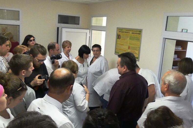 В Николаеве после реконструкции открыли семейную амбулаторию в Широкой балке, с квартирами для специалистов 5