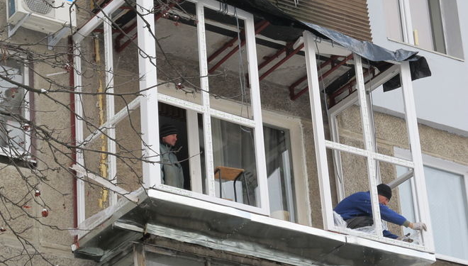 В Украине разрешили стеклить балконы. Но не всем и по правилам