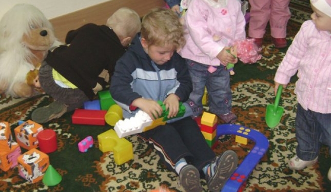 Минрегион разрешил строить детсады в многоэтажках