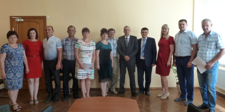 Госгеокадастр Николаевской области передал землю 8 объединенным территориальным общинам