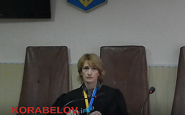 Судья Корабельного райсуда Николаева, на сына которой открыли уголовное производство после публикации в СМИ, обвинила журналиста в угрозе сжечь ее автомобиль