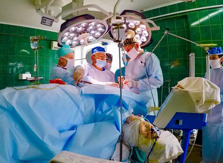 Уникальную для Николаева операцию провели в БСМП, чтобы спасти жизнь роженице и ребенку 1