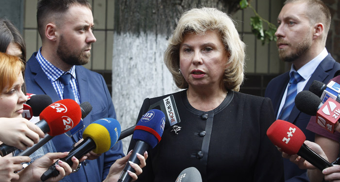 Российский омбудсмен: Денисову не пустят к Сенцову, потому что она не гражданка РФ