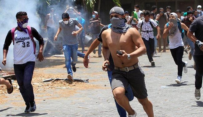В Никарагуа третий месяц идет антиправительственные выступления: протестующие обвиняют режим в применении снайперов
