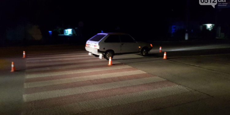 На пешеходном переходе в Николаеве «Таврия» сбила школьницу: пострадавшая в больнице
