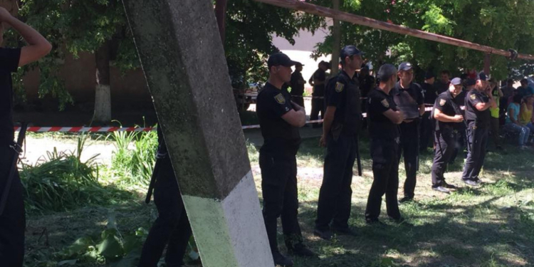 В Одесской области вспыхнули беспорядки из-за выборов: сторонники Тимошенко травмировали 13 полицейских