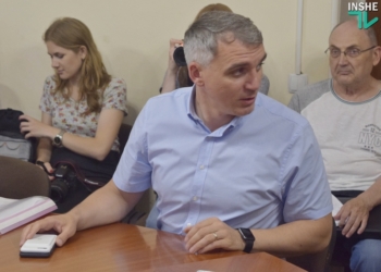 «Это называется «мошенничество». Отключить их от электроэнергии персонально!»: мэр Николаева прокомментировал перекрытие улицы жильцами «Гуртожитка»