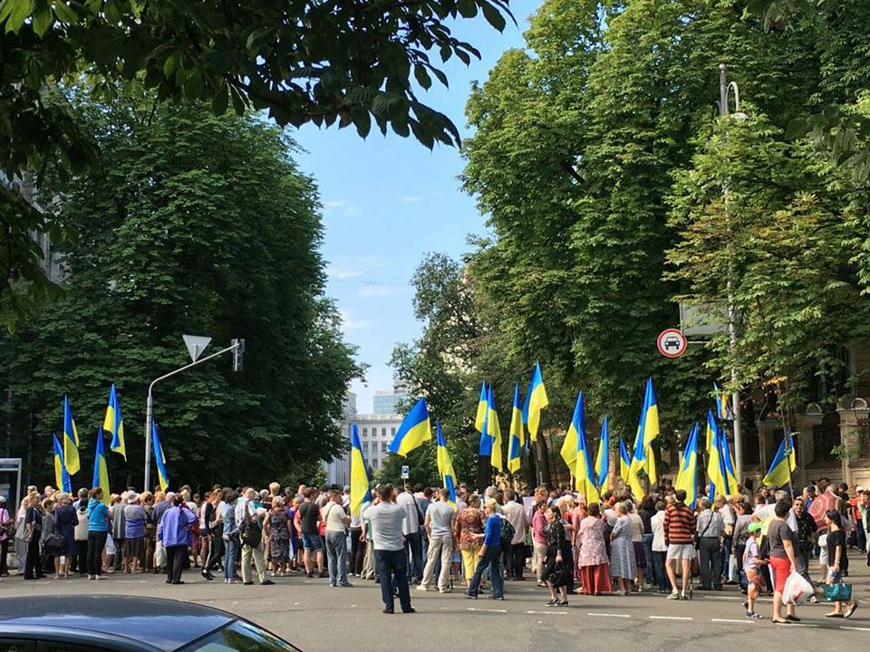 В Одессе прошел массовый пикет с требованием отставки главы ОГА Максима Степанова 3