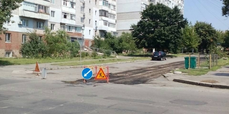 Власти пообещали капитально отремонтировать участок на улице Лягина и даже несколько внутриквартальных проездов