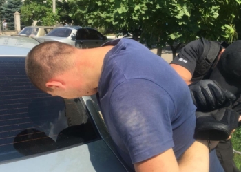 В Николаеве сотрудник полиции создал преступную группу по производству и торговле амфетамином