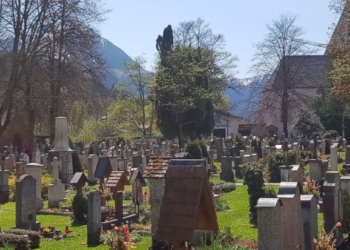 Место на старинном кладбище – по лотерейному билету: так решили власти одного немецкого городка