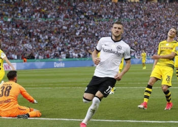 Большие герои маленькой Хорватии: нападающий сборной страны погасил все кредиты жителей родной деревни