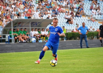 МФК «Николаев» и «Оболонь-Бровар» начали сезон с безголевой ничьи