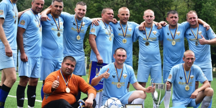 Николаевские десантники стали победителями футбольного турнира памяти воинов-десантников