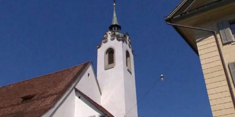 Это телефон звонит или колокол? Решение властей одного из швейцарских городов теперь заставляет туристов нервничать