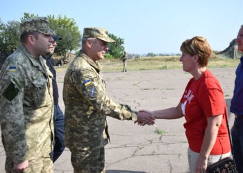 На Донбасс прибыла канадский министр Мари-Клод Бибо