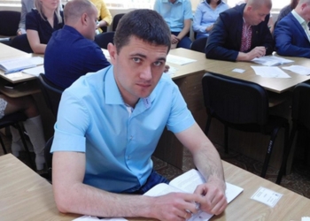 Сессия Южноукраинского горсовета может лишить депутата выданной горисполкомом квартиры