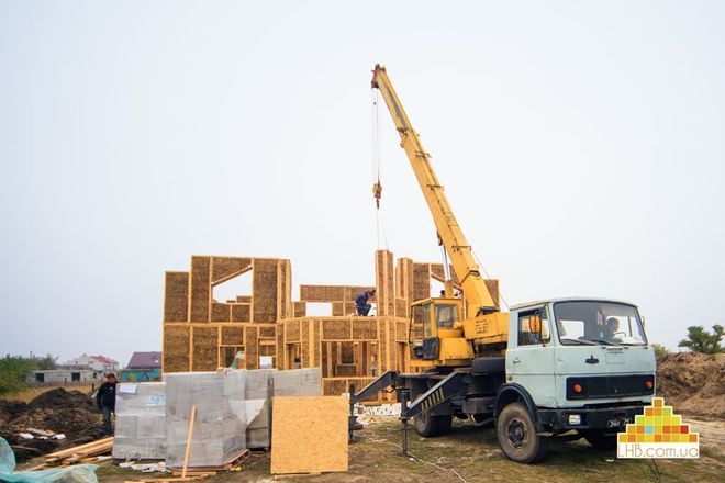 «Зроби хату з лободи»: в Украине уже построены 27 домов из соломы 5