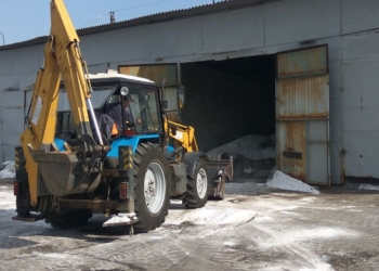 Готовь соль летом: Николаев начал закупать средство для посыпки дорог в гололед