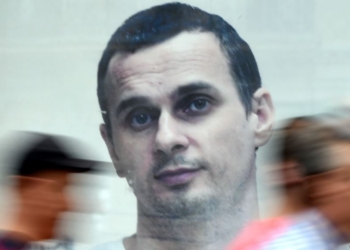 «Ты нам нужен»: знаменитые украинцы просят Олега Сенцова прекратить голодовку