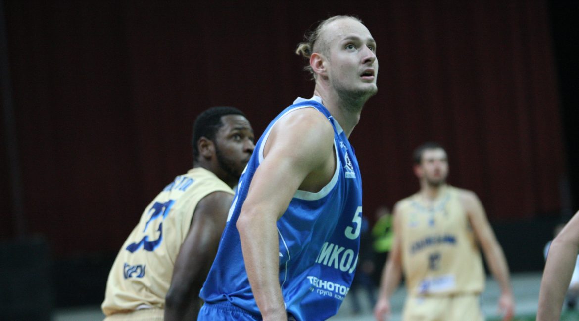 Константин Аникиенко остается в составе МБК «Николаев»