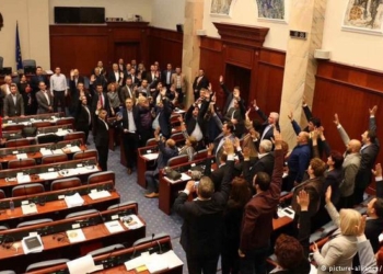 Через 2 месяца на референдуме македонцы определятся с новым название своей страны, членством в НАТО и ЕС