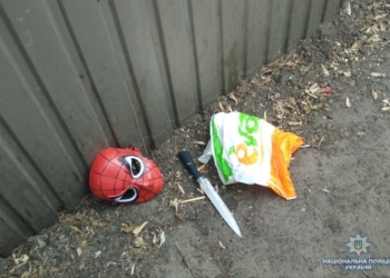 Киевская полиция арестовала “человека-паука”, который ограбил три пункта выдачи кредитов