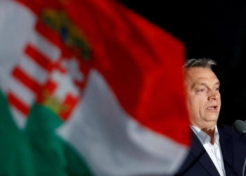 Премьер Венгрии не верит, что украинцы стремятся к членству в ЕС и НАТО