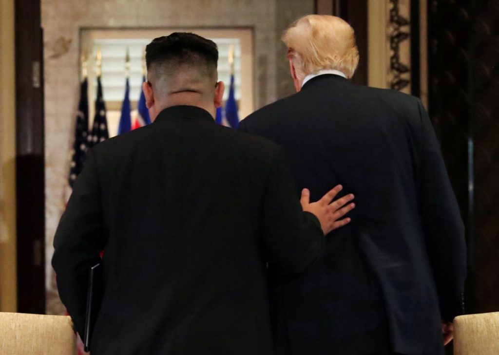 Встреча Трампа и Ким Чен Ына завершилась ужином 1