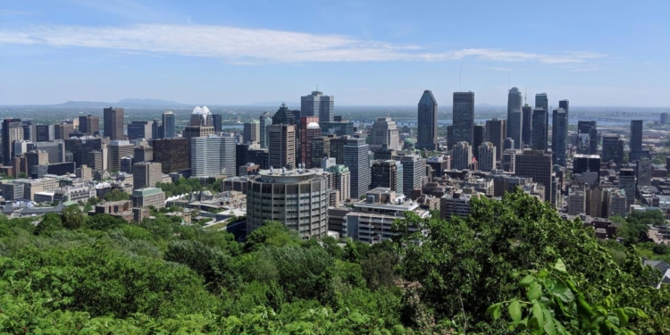 Число жертв аномальной жары в Канаде превысило полсотни человек