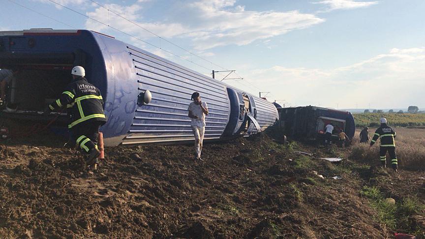 В Турции перевернулся пассажирский поезд: 10 погибших, 73 раненых 7