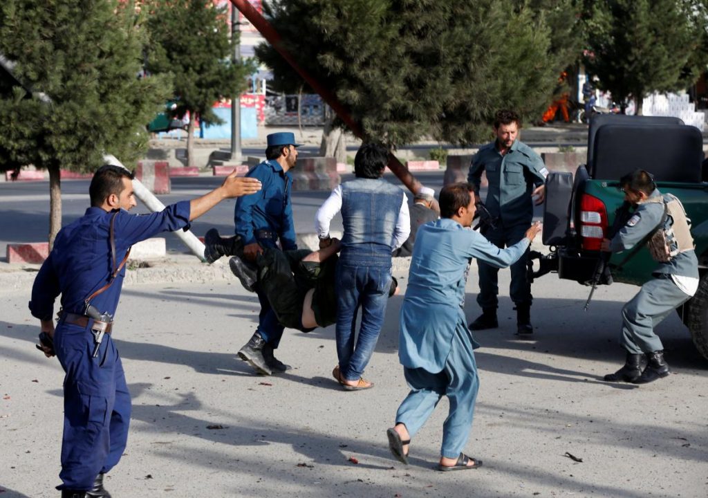 Возле аэропорта Кабула прогремел взрыв: 16 человек погибли и 60 ранены 7