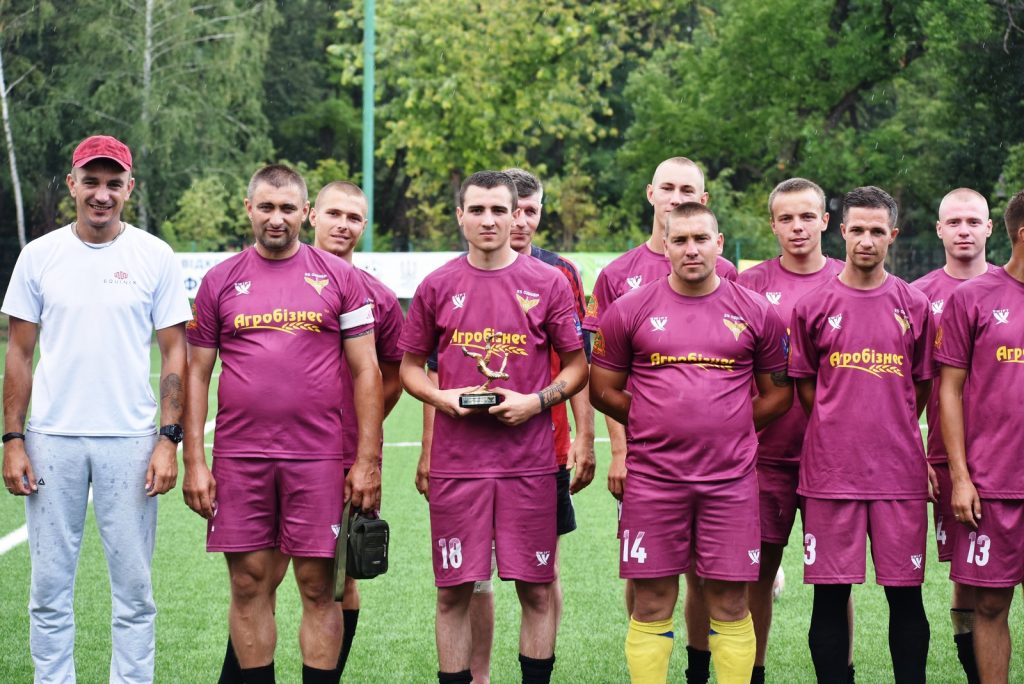 Николаевские десантники стали победителями футбольного турнира памяти воинов-десантников 31