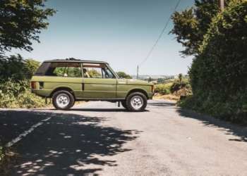 Внедорожник принца Чарльза и принцессы Дианы был продан на аукционе за 130 тысяч долларов