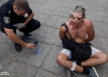 На Намыве и в «Лесках» николаевские патрульные задержали грабителей детей