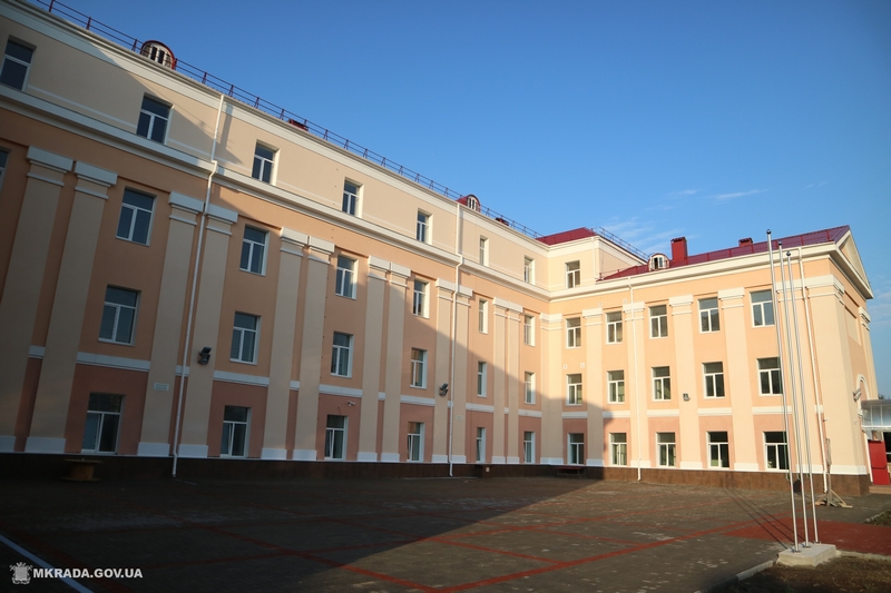 Подрядчик обещает сдать реконструированную школу №36 в начале августа – мэр Николаева говорит, что держит вопрос на личном контроле 3
