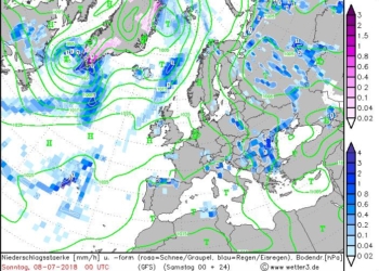 Синоптики предупредили о дождях с грозами
