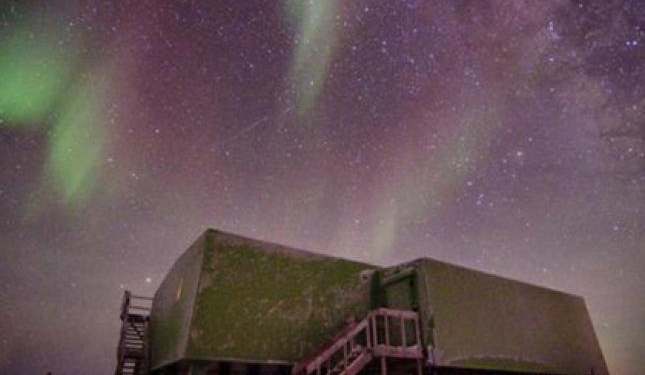 Ученые объяснили загадочное явление над Антарктикой