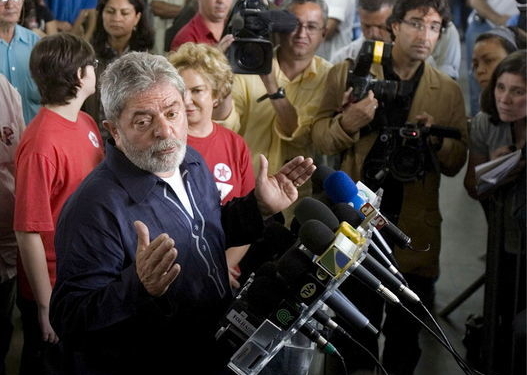 Суд Бразилии вынес решение освободить экс-президента, обвиненного в коррупции