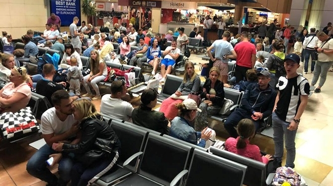 Авиаперевозчик: Из Туниса готовим 4 рейса, там остаются 850 туристов