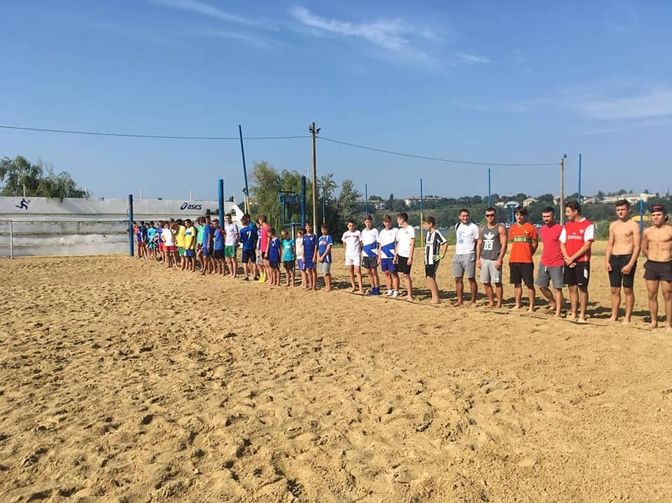 В Николаеве турнир по пляжному футболу выиграло «Торнадо» 5
