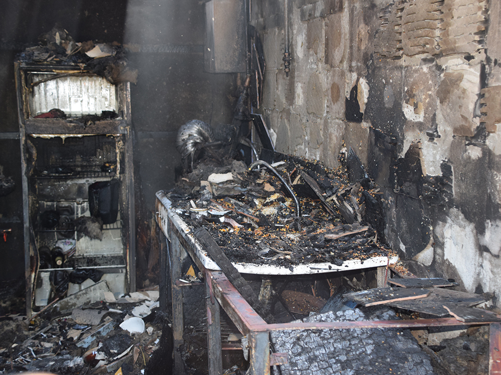 В Корабельном районе Николаева горел жилой дом 7
