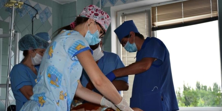 В Николаеве трехлетний ребенок обварился кипятком